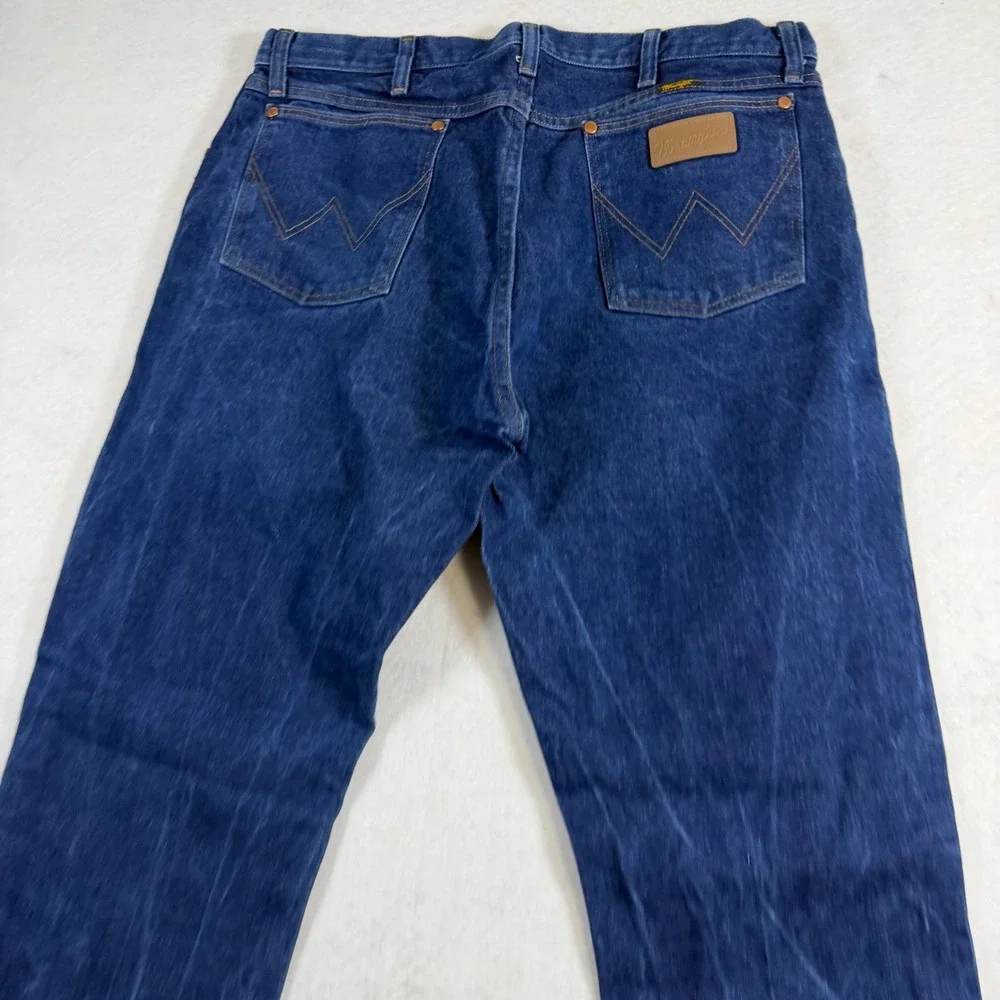 Wrangler 13MWZ Cowboy Cut Original Fit Indigo Blue Jeans Mens 38x32 Straight Leg
